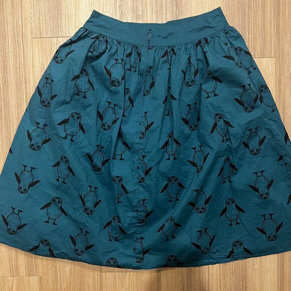 Her Universe Star Wars: The Last Jedi Retro Circle Skirt Size M in Teal - Picture 2 of 5